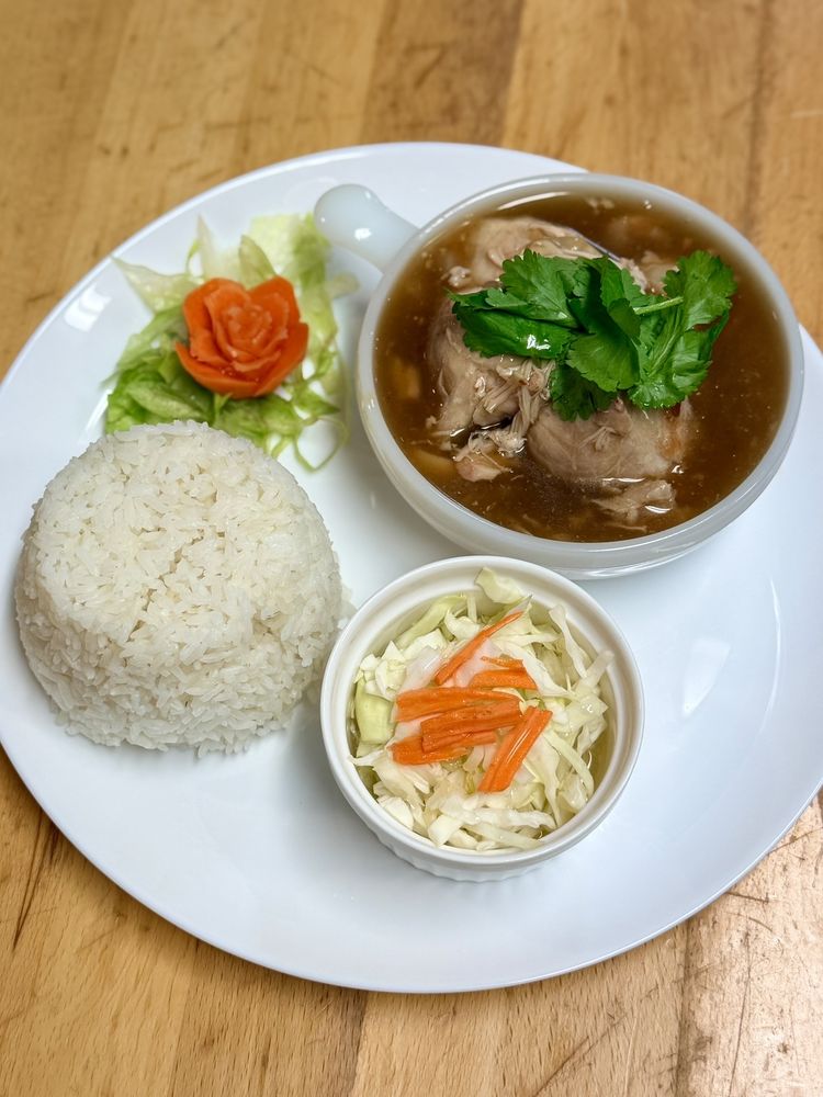 The Groove Thai Food Logo