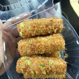 Order of egg rolls (6 minimum) Order of egg rolls (6 minimum)