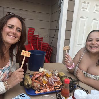 Mug & Mallet - Seafood Near Me - Ocean City, Maryland Mug & Mallet - Seafood Near Me - Ocean City, Maryland