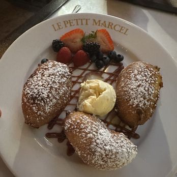 BL Brasserie - Apple Apple Beignets - French Near Me - Paso Robles, California BL Brasserie - Apple Apple Beignets - French Near Me - Paso Robles, California