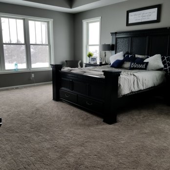 Traditional Floors & Design Center - Carpeting Near Me - Saint Cloud, Minnesota