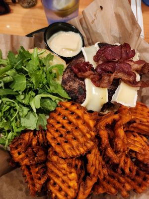 Black Mtn. Burger Co. by null