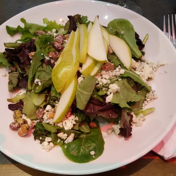 Amici Italian Grill - Spring salad - Italian Near Me - Middletown, Connecticut