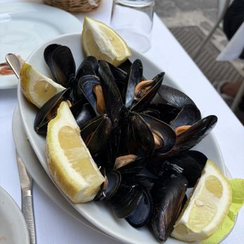L'Unico - mussels - Seafood Near Me - Salerno, SA