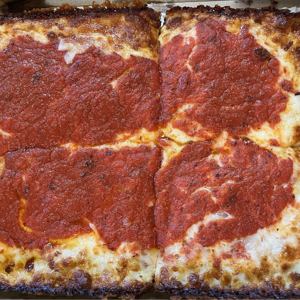 Fuji & Vi's - Pepperoni under cheese pizza - Pizza Near Me - Pasadena, California Fuji & Vi's - Pepperoni under cheese pizza - Pizza Near Me - Pasadena, California