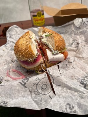 Hank's Bagels by null