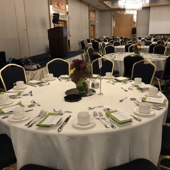 Delta Hotels by Marriott Racine - Hotels Near Me - Racine, Wisconsin
