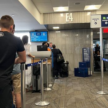 JetBlue - Airlines Near Me - Buffalo, New York