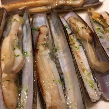 Ciutat Comtal - Razor clams....so delicious! - Tapas Bars Near Me - Barcelona, B Ciutat Comtal - Razor clams....so delicious! - Tapas Bars Near Me - Barcelona, B