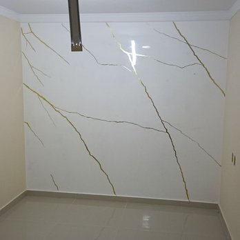 Kevin Wallpaper Installation Crew - Wallpapering Near Me