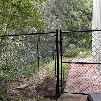 Solorzano Fence Company - Fences & Gates Near Me - Pasadena, California Solorzano Fence Company - Fences & Gates Near Me - Pasadena, California