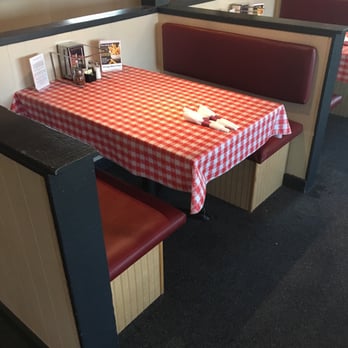 Chicago Mikes Pizza - Nice inside dining, tables and booths. - Pizza Near Me - Gardnerville, Nevada Chicago Mikes Pizza - Nice inside dining, tables and booths. - Pizza Near Me - Gardnerville, Nevada