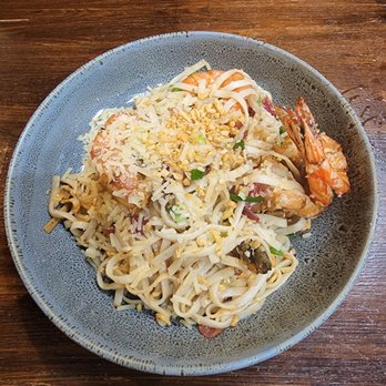 Kin Long Beach - Garlic Noodles - Thai Near Me - Long Beach, California