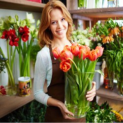 Flowers On Main - Florist