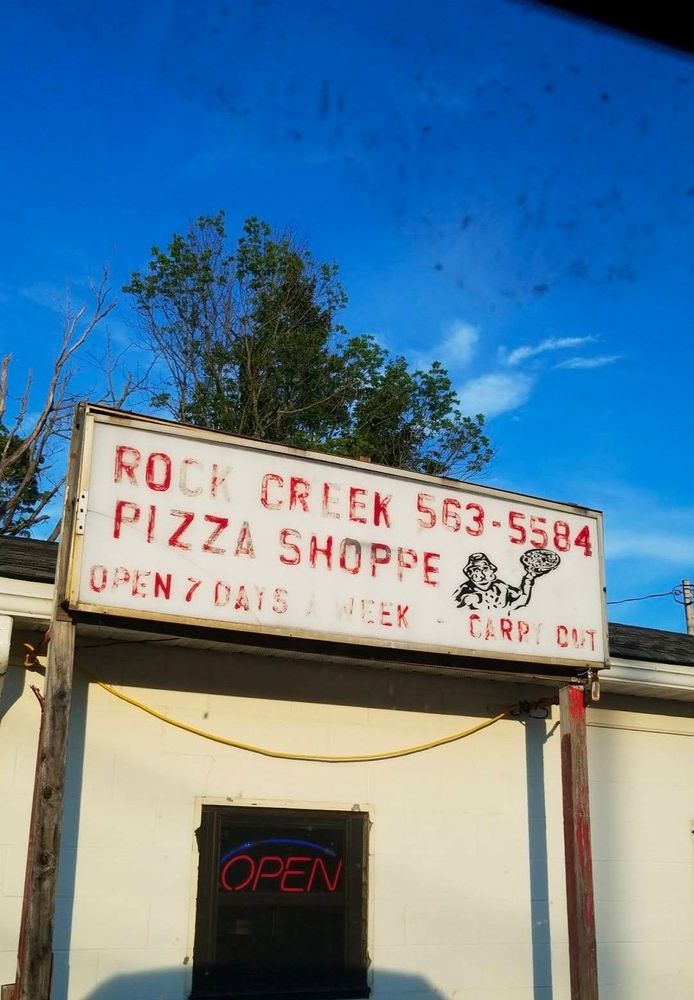Rock Creek Pizza Shoppe Logo