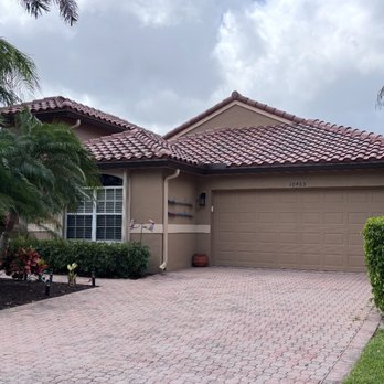 Family Gutters - Gutter Services Near Me - Lake Worth Beach, Florida Family Gutters - Gutter Services Near Me - Lake Worth Beach, Florida