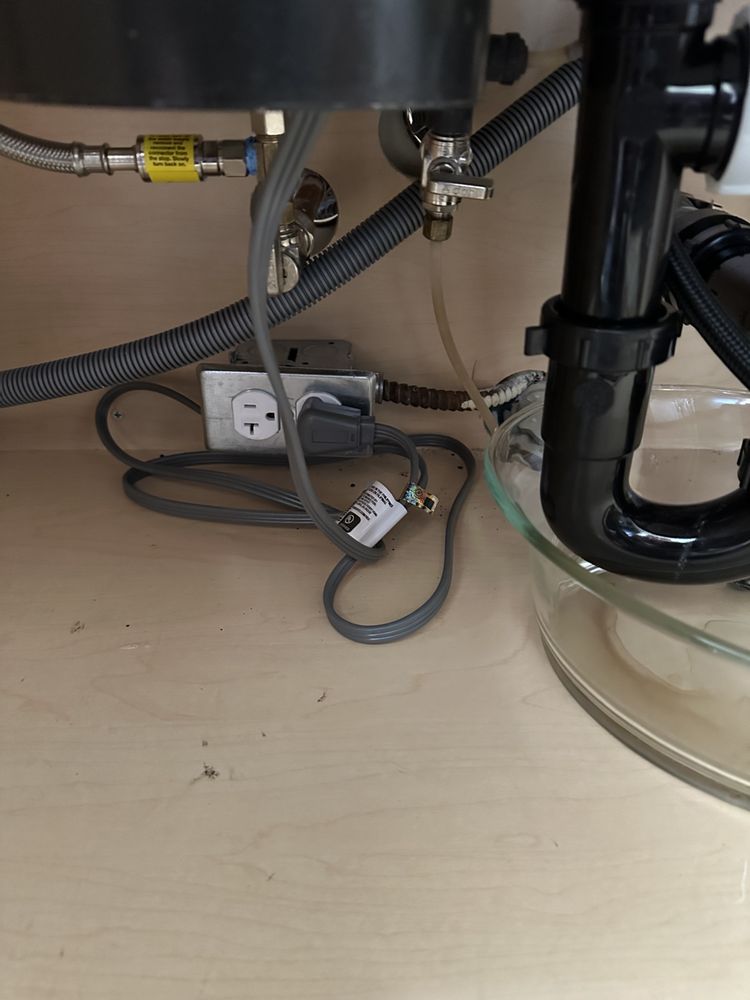 Slide of Genius Electric Power And Cabling
