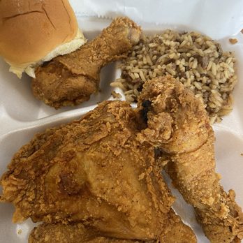 Great Taste Cafe - Fried chicken plate with rice dressing - Soul Food Near Me - Baton Rouge, Louisiana Great Taste Cafe - Fried chicken plate with rice dressing - Soul Food Near Me - Baton Rouge, Louisiana