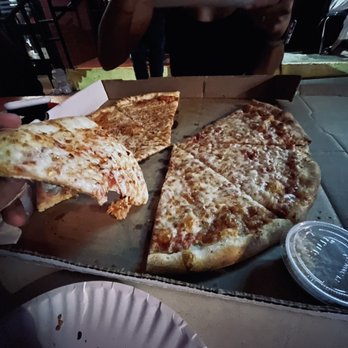 Home Slice Pizza - Medium Cheese Pizza (16") - Pizza Near Me - Austin, Texas