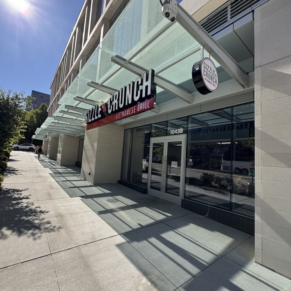 Sizzle&Crunch - Entrance - Vietnamese Near Me - Bellevue, Washington Sizzle&Crunch - Entrance - Vietnamese Near Me - Bellevue, Washington
