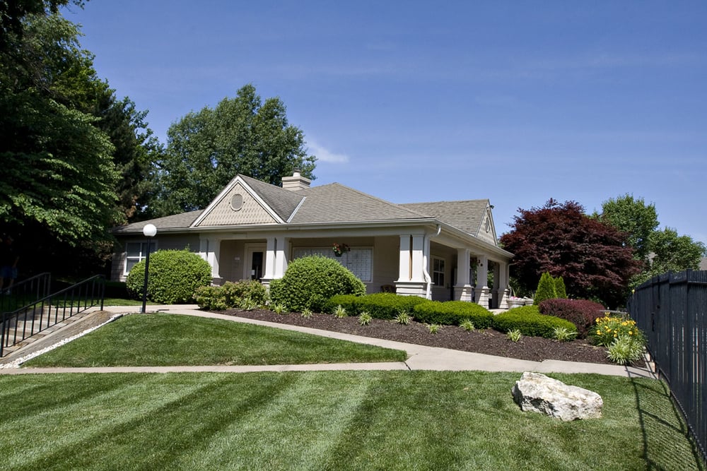 STONE RIDGE APARTMENTS Updated September 2024 12 Photos 5100