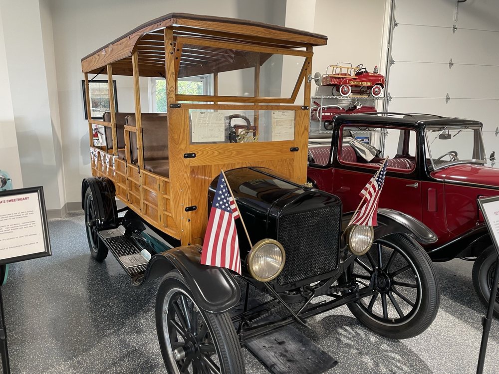 Kernersville Auto  Museum