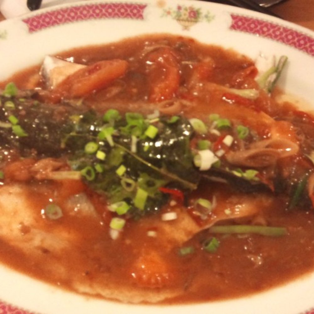 (fuzzy) Steamed sea bass with tom yum sauce (fuzzy) Steamed sea bass with tom yum sauce