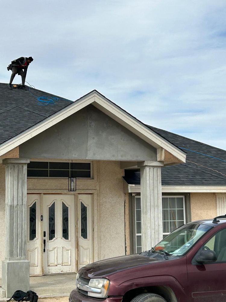 Slide of V&V Roofing & Construction