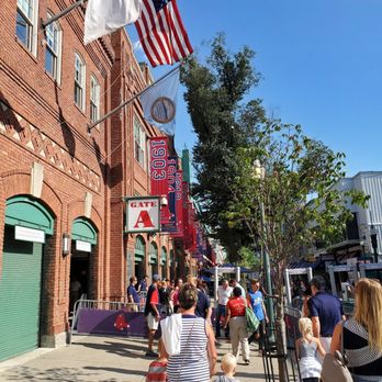Fenway Park - Entrance to Fenway Park. - Stadiums & Arenas Near Me - Boston, Massachusetts