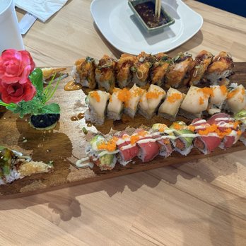Domo Sushi - Sushi Bars Near Me - St. Charles, Illinois
