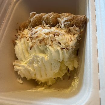 The Range Café - Vanilla coconut cream pie - Desserts Near Me - Albuquerque, New Mexico