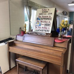 Nuuanu Hale - A volunteer comes by sometimes to play and sing for them.