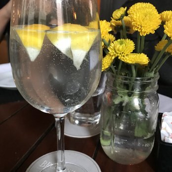 Broadstone Bar & Kitchen - New American Near Me - New York, New York