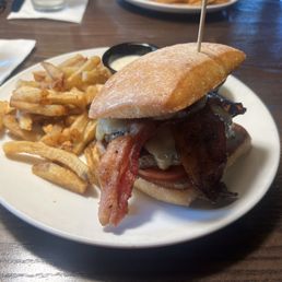 Gastropub Burger without arugula or horseradish cream Gastropub Burger without arugula or horseradish cream