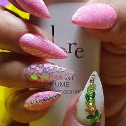 Myle nails - Sehr kreative Nägel
