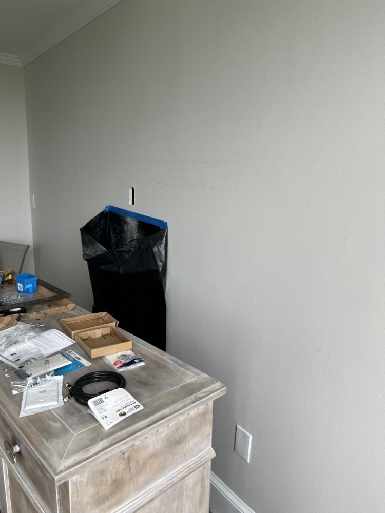 Slide of Jose Handyman