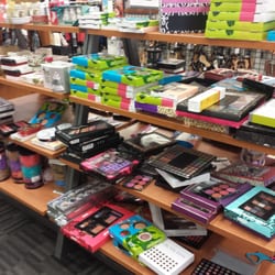 Burlington - Cheap makeup!