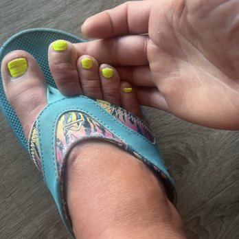 Nirvana Beauty Lounge - This is the grooves on the other foot's nails! - Nail Salons Near Me - Reno, Nevada Nirvana Beauty Lounge - This is the grooves on the other foot's nails! - Nail Salons Near Me - Reno, Nevada