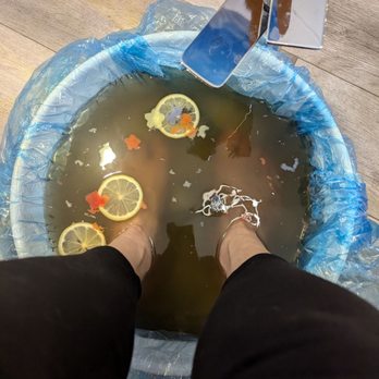 Sky Head Spa - A nice warm foot soak before our treatment. The best on a cold blustery day. - Massage Therapy Near Me - San Jose, California
