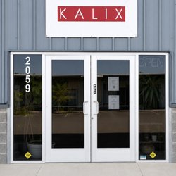 Kalix - Store Entrance/Front door