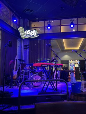 Losers Bar by null