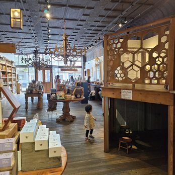 Savannah Bee Company - Two story hive for kids to play in - Cosmetics & Beauty Supply Near Me - Savannah, Georgia Savannah Bee Company - Two story hive for kids to play in - Cosmetics & Beauty Supply Near Me - Savannah, Georgia