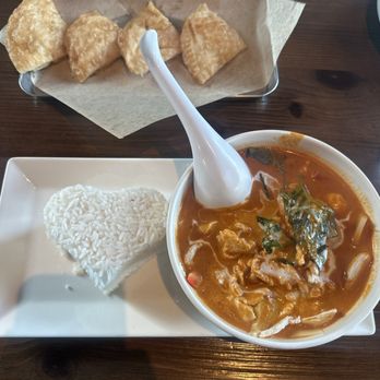 Hae Ha Heng - Red Curry Roti - Thai Near Me - Los Angeles, California Hae Ha Heng - Red Curry Roti - Thai Near Me - Los Angeles, California
