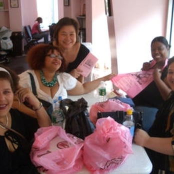 Make My Cake - Afternoon out at Make my Cake - Bakeries Near Me - New York, New York