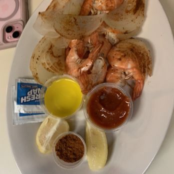 Davis' Pub - Boiled shrimp - American Near Me - Annapolis, Maryland