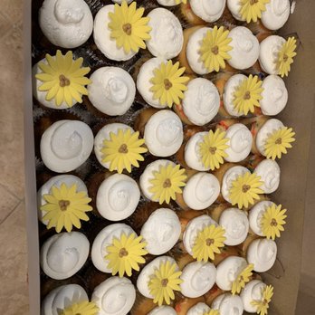 Angela's Eccentric Kitchen - Wedding cupcakes - Bakeries Near Me - Santee, California