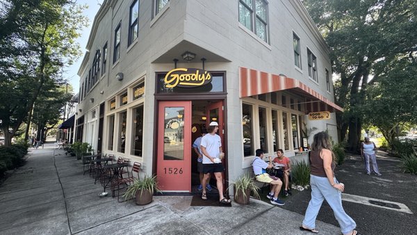 Goody's by null