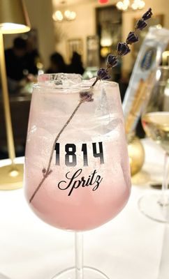 Elaine's Restaurant and Bar by null