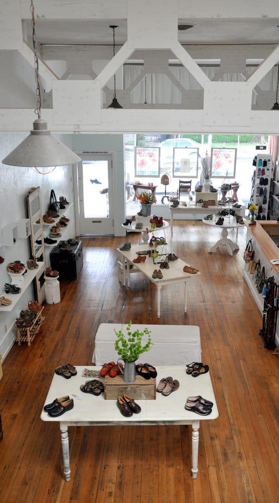 SHOEFLY AND SOX 11 Reviews 120 B W Standley St Ukiah California 