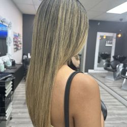 Nelly Beauty Studio 146 - Straightened